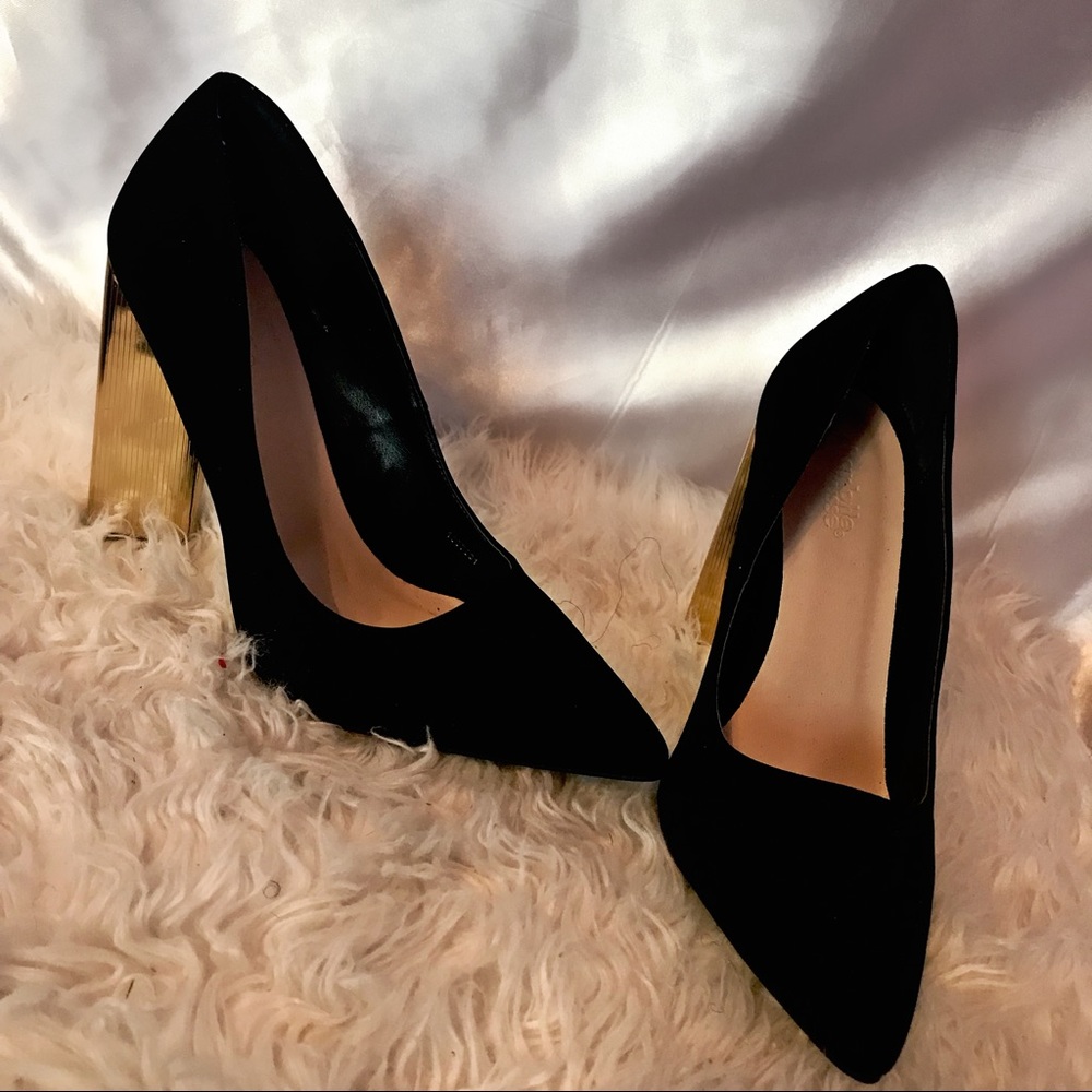 Charlotte Rousse Pumps